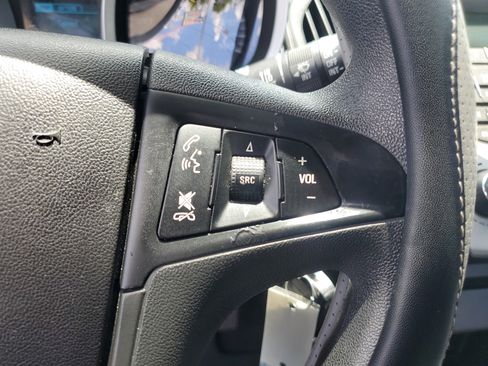 Used 2013 Chevrolet Equinox LS image 17