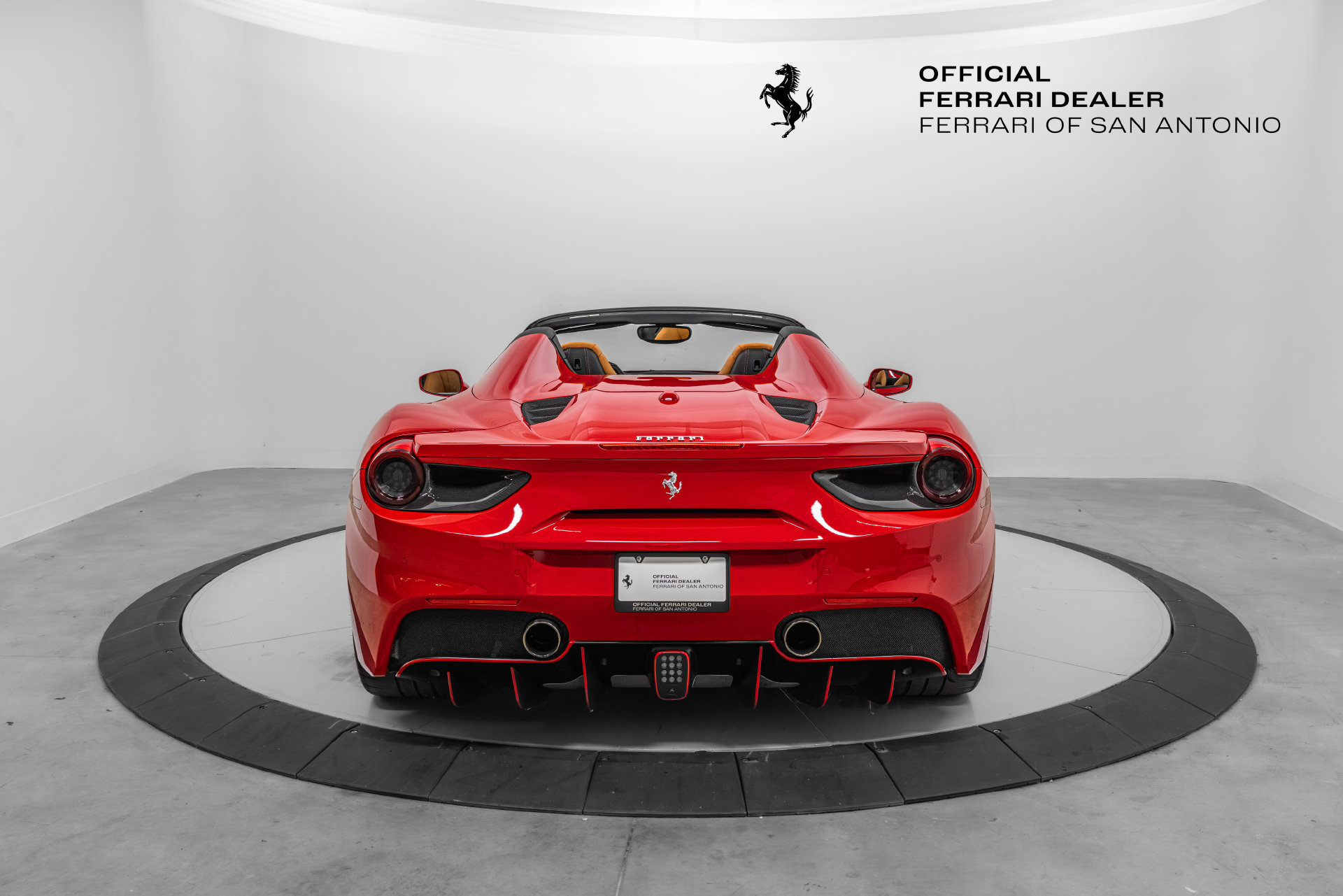 Certified 2018 Ferrari 488 Spider RWD image 11
