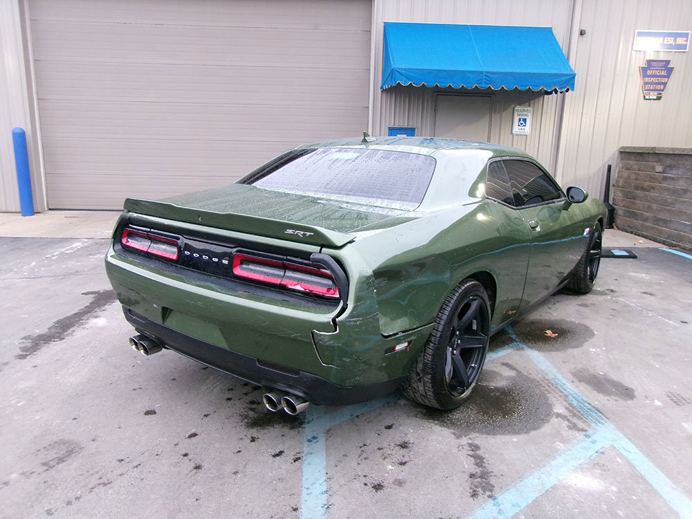 Used 2018 Dodge Challenger SRT w/ Technology Group RWD image 1