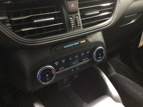 New 2025 Ford Escape Active image 14