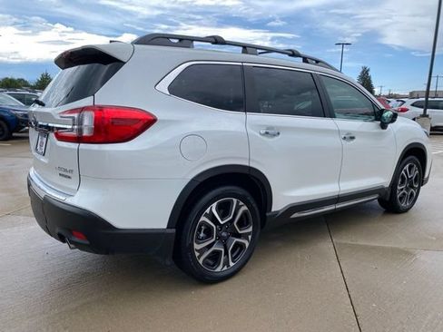 Used 2025 Subaru Ascent Touring w/ Popular Package #1 AWD/4WD image 5