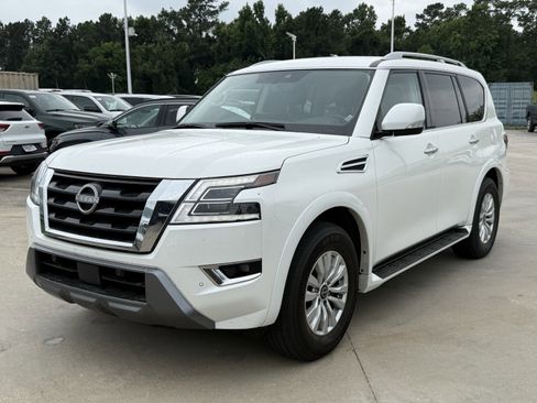 Used 2024 Nissan Armada SV RWD image 9