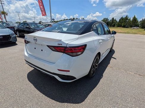 New 2025 Nissan Sentra SR w/ Trunk Package image 3