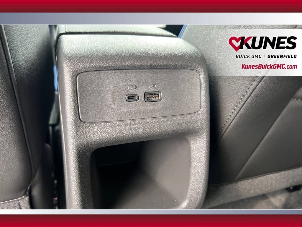 New 2026 Buick Envista Sport Touring w/ Convenience I Package FWD image 35