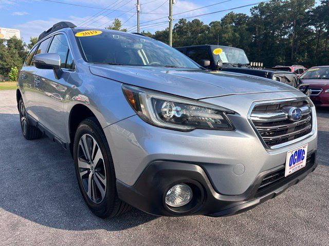 Used 2019 Subaru Outback 2.5i Limited AWD/4WD image 1