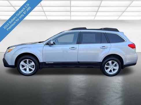 Used 2013 Subaru Outback 2.5i Premium AWD/4WD image 2