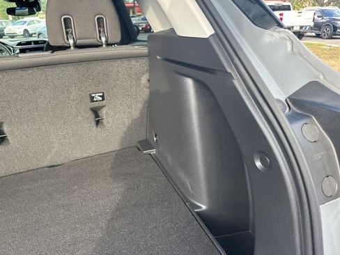 Used 2023 Chevrolet TrailBlazer LT w/ Convenience Package image 37