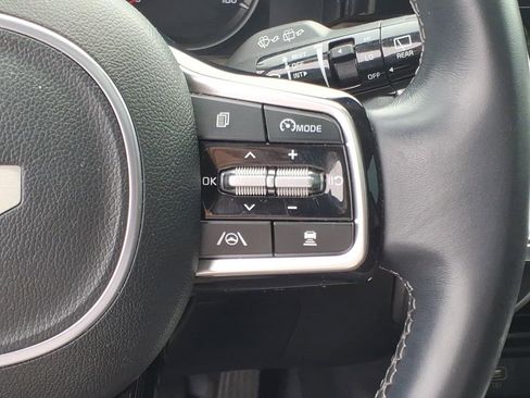 Used 2023 Kia Sorento EX w/ Panoramic Sunroof Package FWD image 22