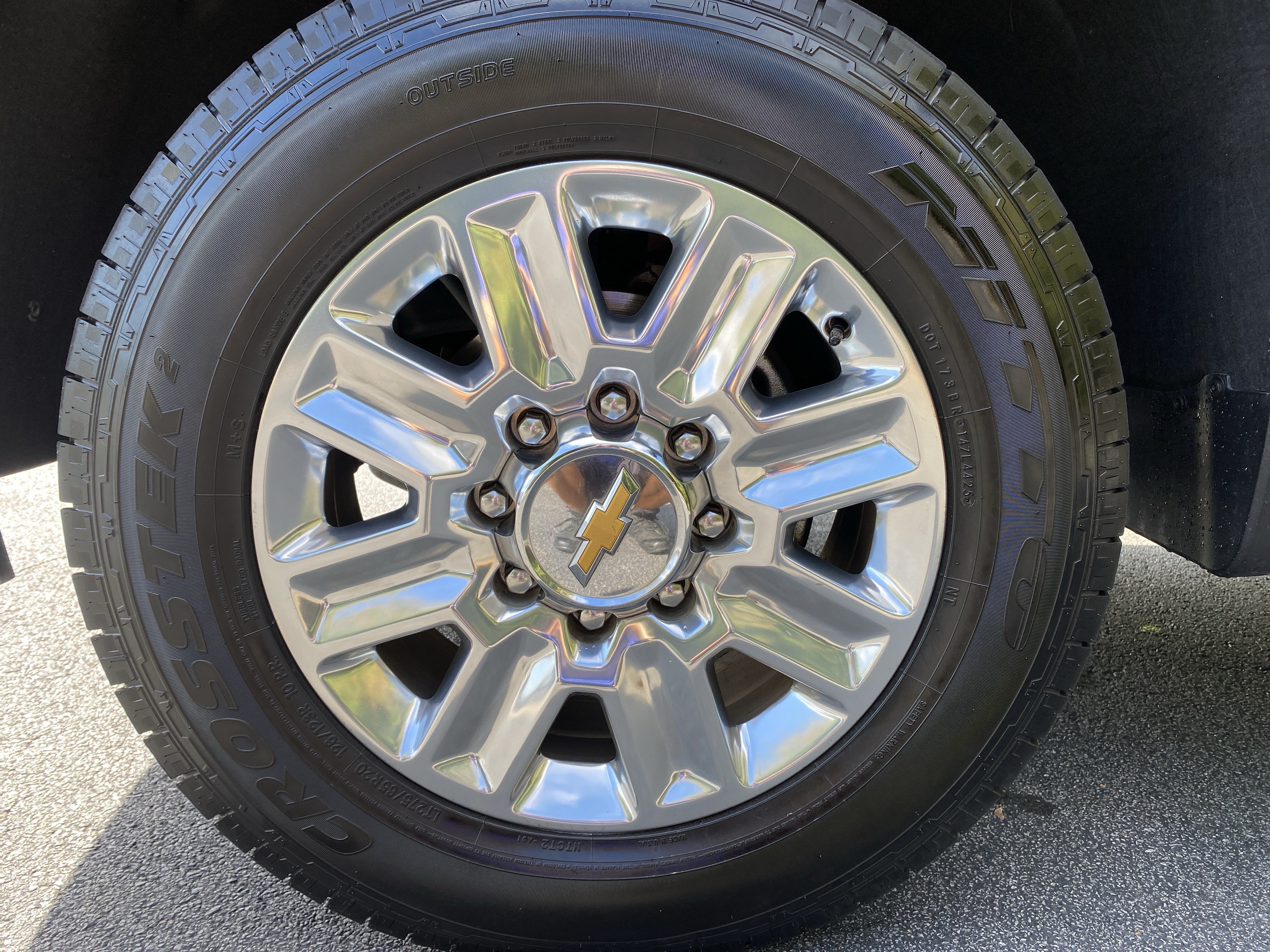Used 2024 Chevrolet Silverado 2500 High Country w/ High Country Premium Package AWD/4WD image 50