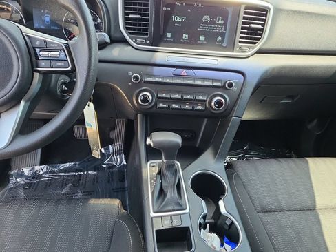Used 2021 Kia Sportage LX FWD image 14