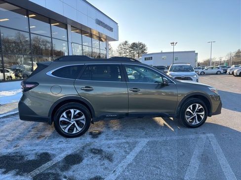 Used 2020 Subaru Outback Limited image 10