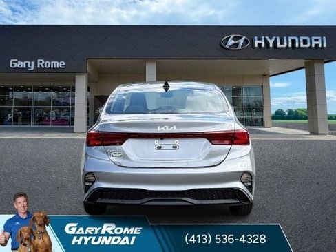 Used 2023 Kia Forte LXS w/ LXS Technology Package FWD image 12