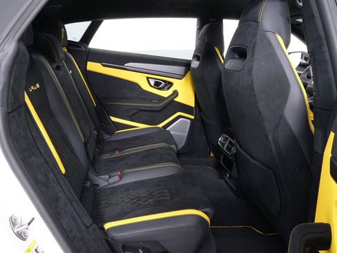 Used 2024 Lamborghini Urus Performante image 30
