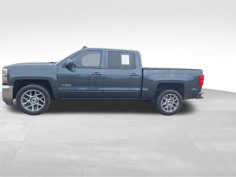 Certified 2018 Chevrolet Silverado 1500 LT w/ Texas Edition image 17