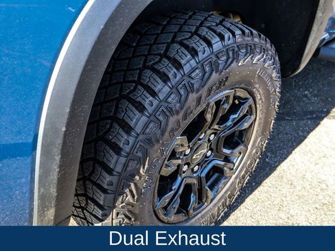 Used 2024 Chevrolet Silverado 1500 ZR2 w/ Technology Package image 36