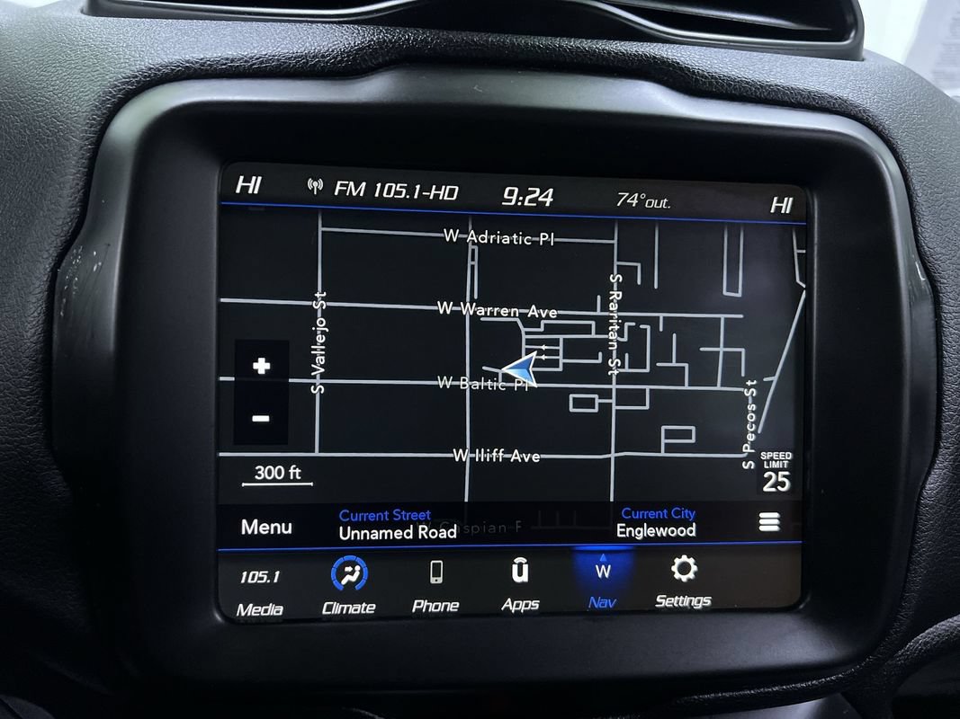 Used 2023 Jeep Renegade Latitude AWD/4WD image 22
