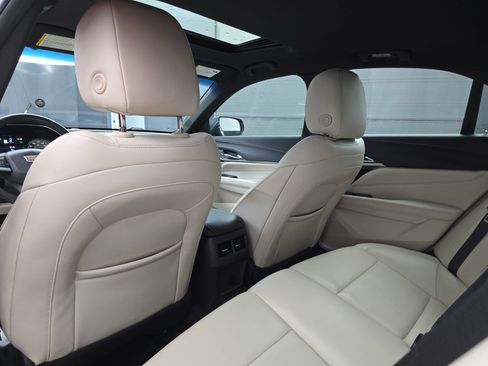Used 2022 Cadillac CT4 Luxury w/ Sun And Sound Package RWD image 36