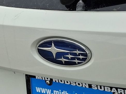 Used 2025 Subaru Crosstrek 2.0i Premium image 28