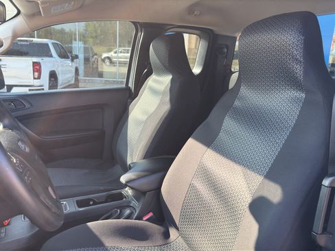 Used 2019 Ford Ranger XL w/ Equipment Group 101A Mid RWD image 37
