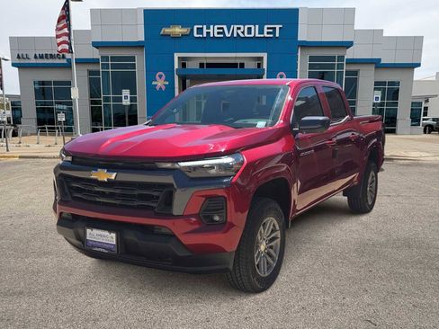 New 2026 Chevrolet Colorado LT w/ LT Convenience Package AWD/4WD image 1