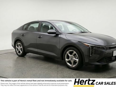 Used 2025 Kia K4 FWD image 1
