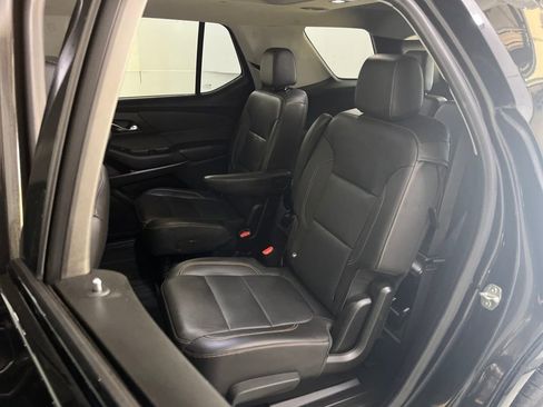 Used 2021 Chevrolet Traverse Premier w/ Redline Edition image 20