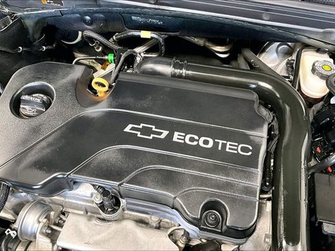 Used 2018 Chevrolet Malibu LS image 30