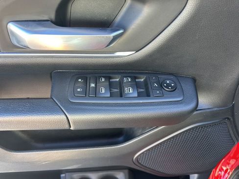 Used 2021 RAM 1500 Big Horn image 14