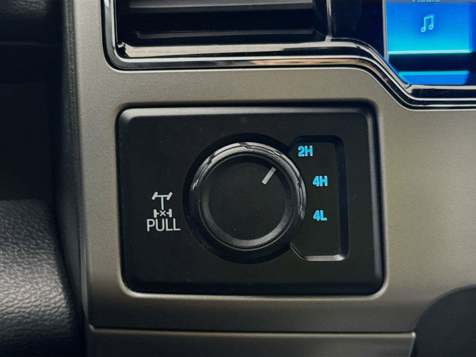 Used 2022 Ford F250 Lariat w/ Tremor Off-Road Package AWD/4WD image 10