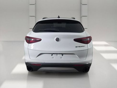 Used 2023 Alfa Romeo Stelvio Ti AWD/4WD image 6