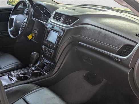 Used 2015 Chevrolet Traverse LTZ image 25