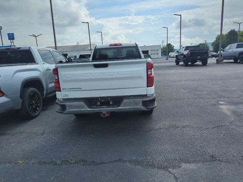 Used 2022 Chevrolet Silverado 1500 W/T w/ WT Value Package AWD/4WD image 6