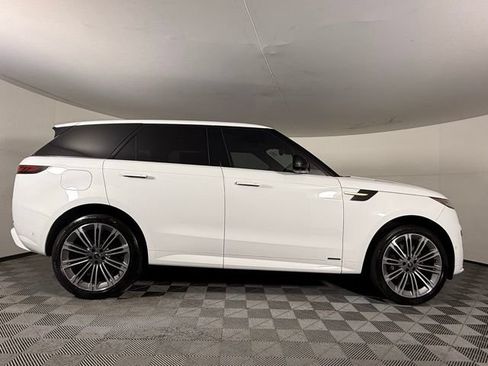 Used 2025 Land Rover Range Rover Sport Autobiography AWD/4WD image 10