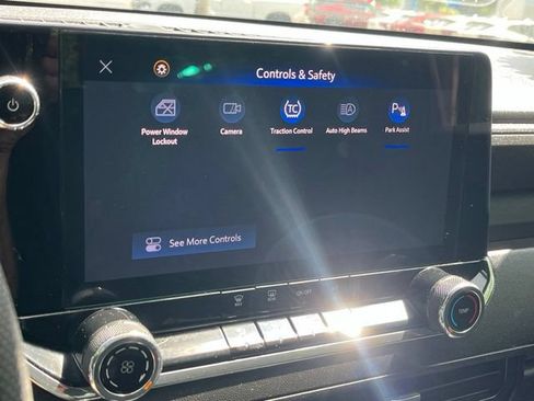 Used 2025 Chevrolet Colorado W/T w/ Advanced Trailering Package AWD/4WD image 14