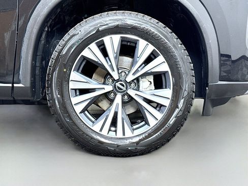 Used 2022 Nissan Rogue SV AWD/4WD image 41