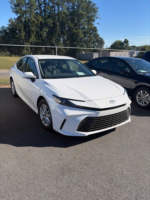 Used 2026 Toyota Camry LE w/ Convenience Package FWD image 2