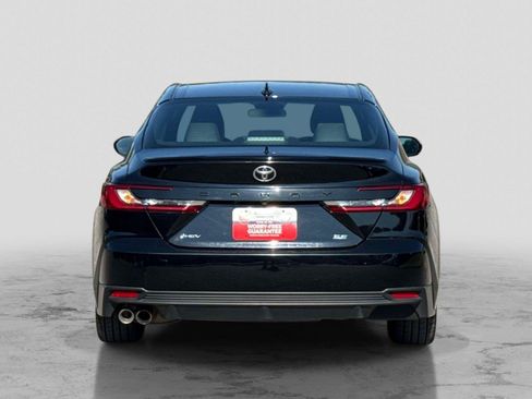 Used 2025 Toyota Camry SE FWD image 6