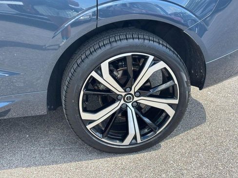 Used 2024 Volvo XC60 B5 Ultimate w/ Protection Package Premier AWD/4WD image 10