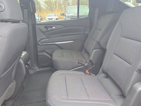 New 2026 Chevrolet Traverse LT image 9