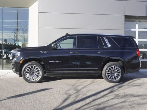 Used 2024 GMC Yukon Denali Ultimate image 8