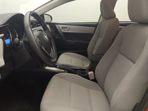 Used 2015 Toyota Corolla LE FWD image 17
