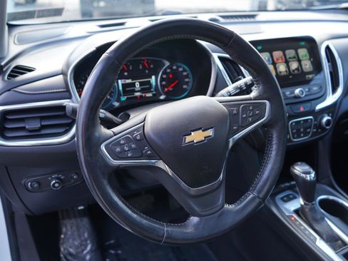 Used 2018 Chevrolet Equinox Premier image 23