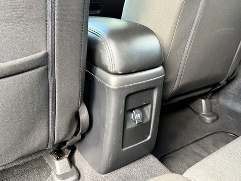 Used 2019 Dodge Journey SE w/ Connectivity Group image 29