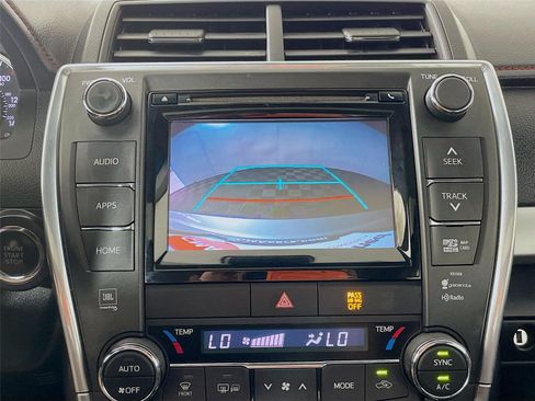 Used 2015 Toyota Camry XSE w/ Advanced Technology Package FWD image 16