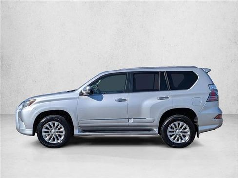 Used 2016 Lexus GX 460 image 8