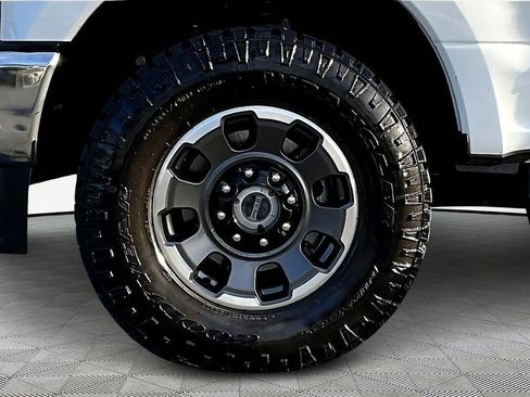 Used 2022 Ford F250 Lariat w/ Lariat Value Package image 35