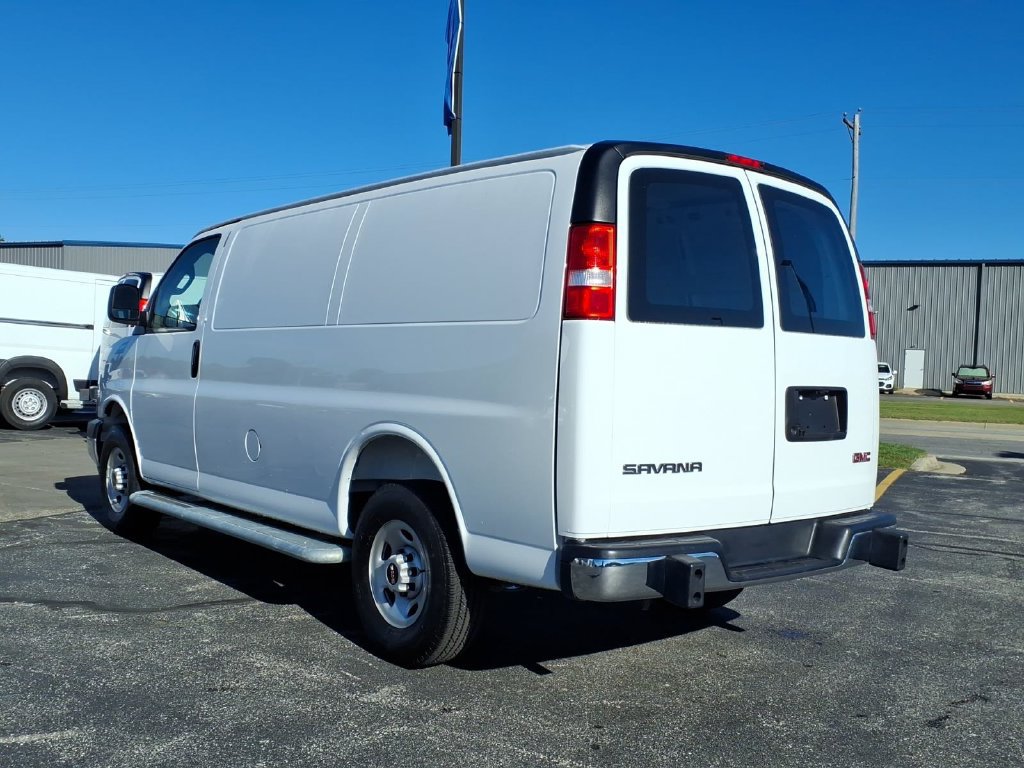 Used 2025 GMC Savana 2500 w/ Driver Convenience Package RWD image 12