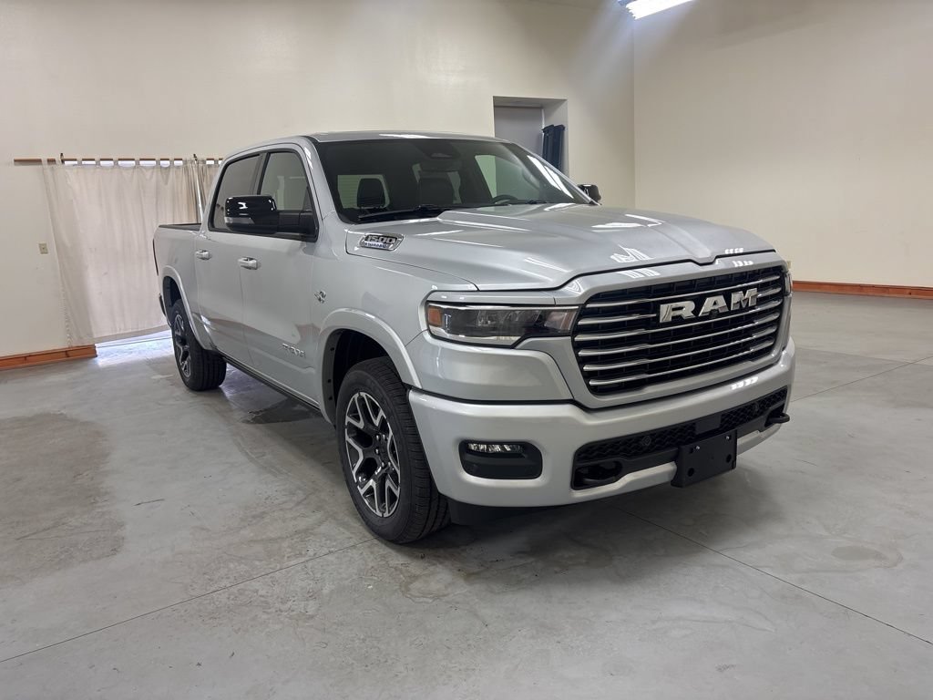 New 2026 RAM 1500 Laramie w/ Laramie Preferred Package AWD/4WD image 2