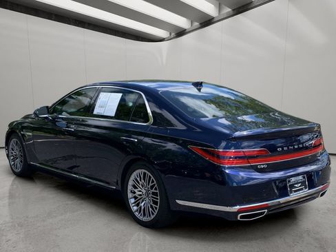 Used 2022 Genesis G90 5.0 Ultimate RWD image 3