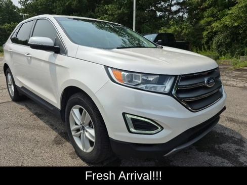 Used 2018 Ford Edge SEL w/ Equipment Group 201A FWD image 3